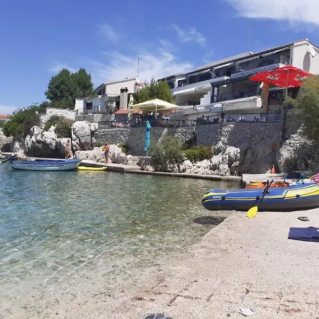 Apartman Srecko Rogoznica